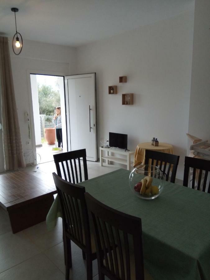 Appartement Almira Ghouse à Almiropótamos Extérieur photo